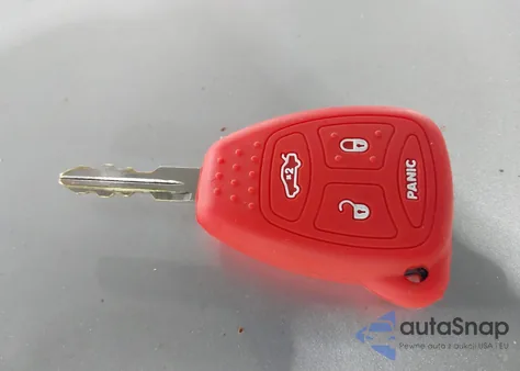 2005 Chrysler 300C из США, поврежденный, VIN 2C3JA63H75H577220